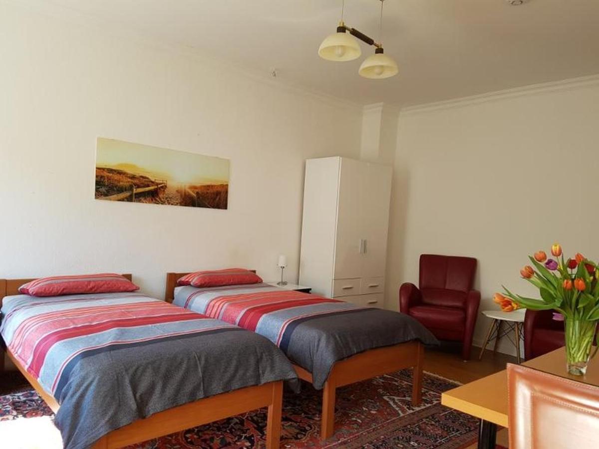 Ferienwohnung Im Zentrum Hannover City, Ruhig, Hbf- Naehe, Freie Oeffentliche Parkplaetze Exterior photo